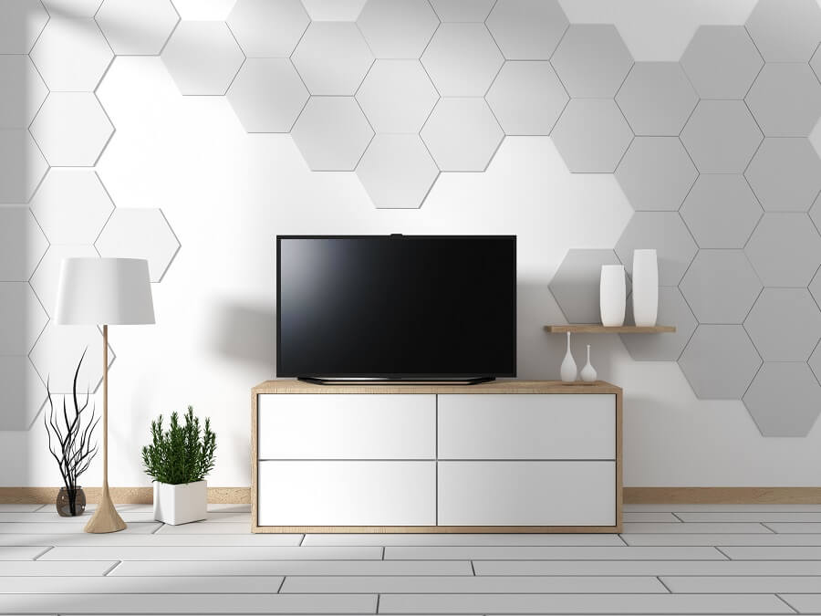 Smart tv sur meuble blanc